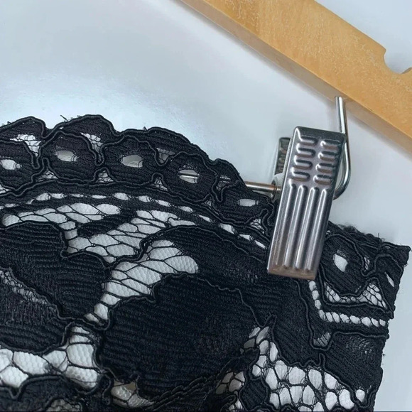 Aidan Mattox Black/White Strapless Lace Column Gown Size 2 - Picture 9 of 13